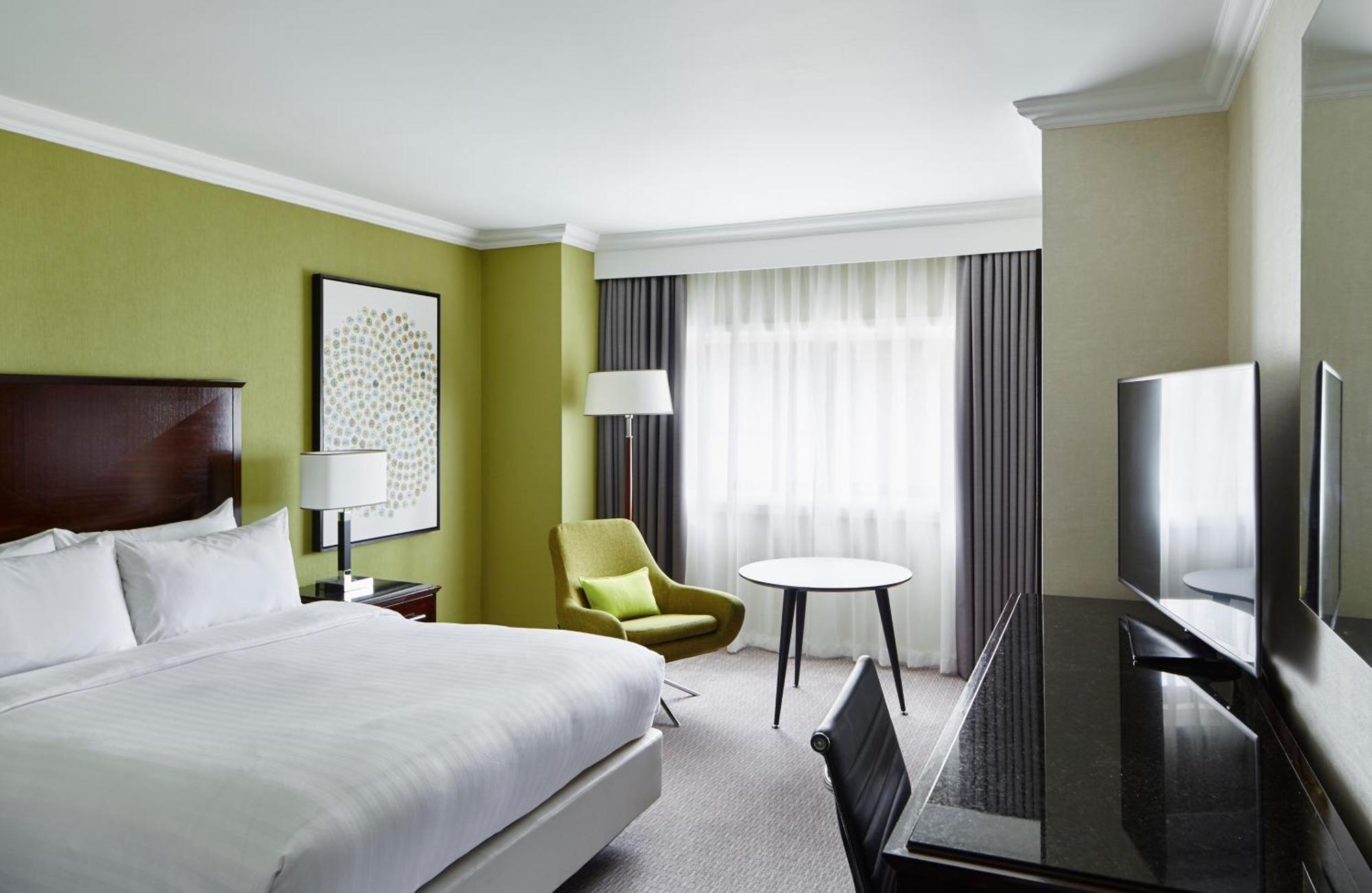 Delta Hotels By Marriott Manchester Airport Hale  Bagian luar foto
